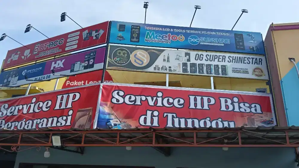 Dibutuhkan secepatnya karyawan Toko Handphone dan Spare Part Handphone