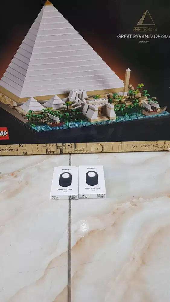 BNIB Samsung Galaxy SmartTag2 (Singapore)