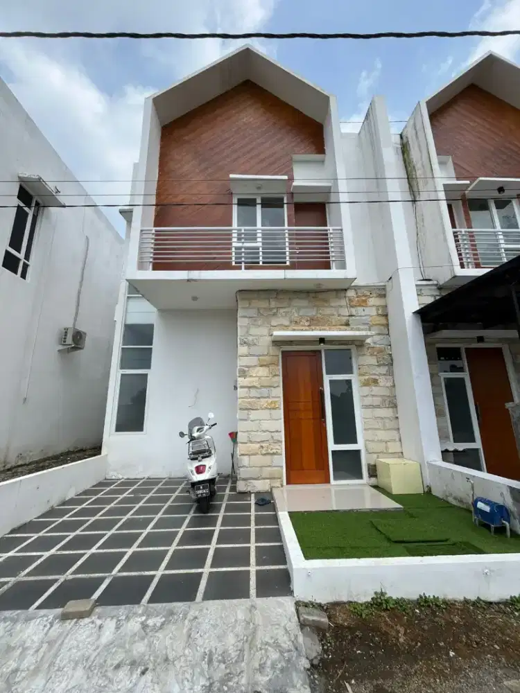 Disewakan Rumah Baru full Furnish