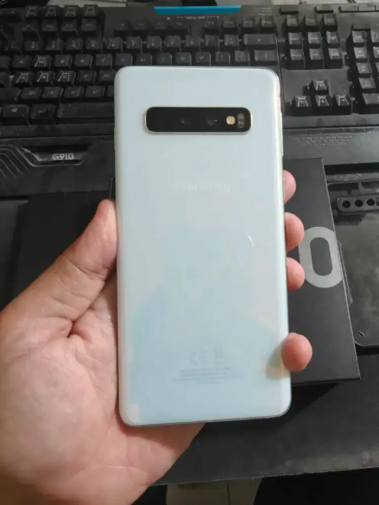Samsung S10 8/128gb SEIN