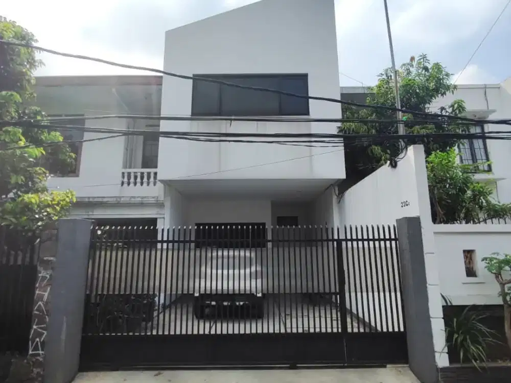 RUMAH CANTIK LOKASI STRATEGIS DALAM KOMPLEK di MAMPANG PRAPATAN JAKARTA SELATAN