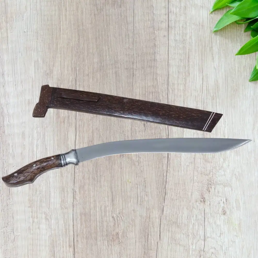 GOLOK SI BUNGKUK SEMI KUKRI – SUPER TAJAM, SUPER KUAT!