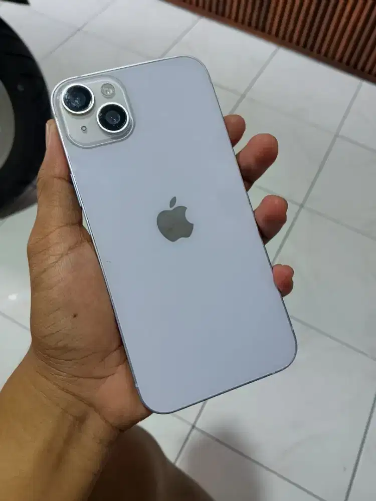 HP APPLE KONDISI BAIK LAYAR TIPIS