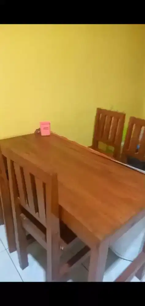 Meja dan kursi siap pakai untuk jualan atau kebutuhan rumah