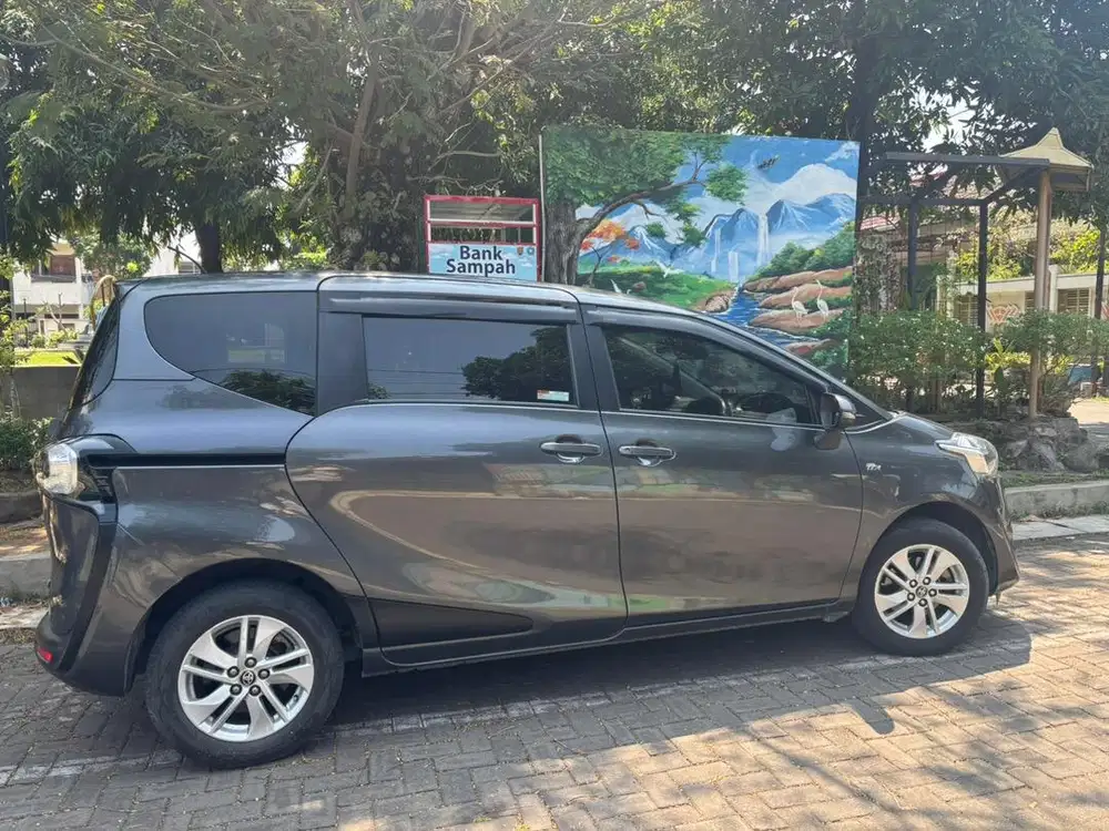 Sienta Type G Tahun 2017