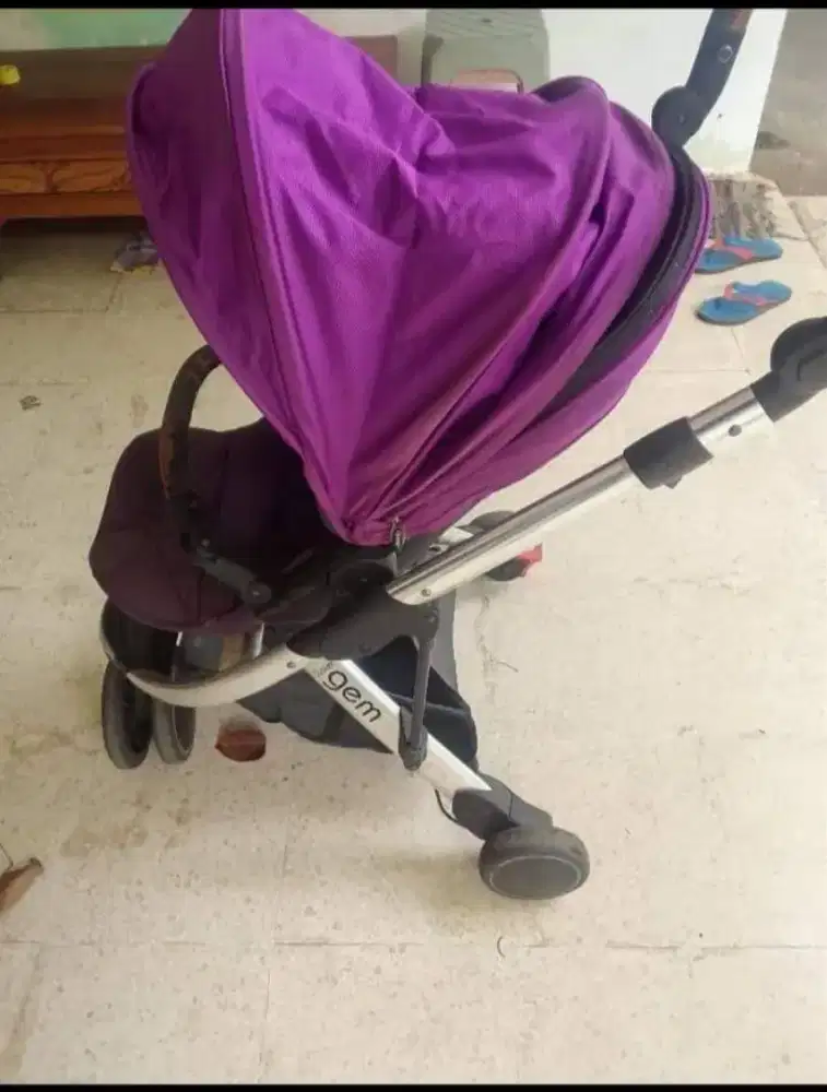 Di jual stroller bayi kondisi msh bgs