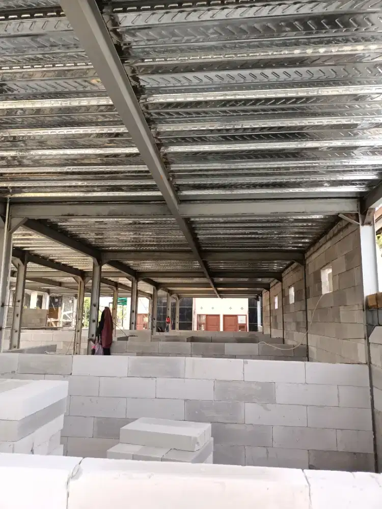 Kontruksi baja dan habiem