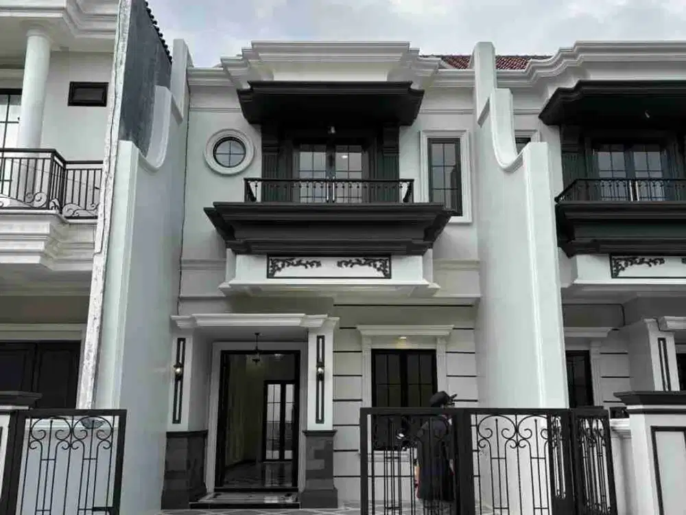 Rumah mewah 2 Lantai luas tanah besar Lokasi Grand depok City dekat alun alun