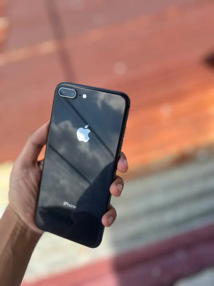 IPHONE 8 PLUS EX IBOX BLACK