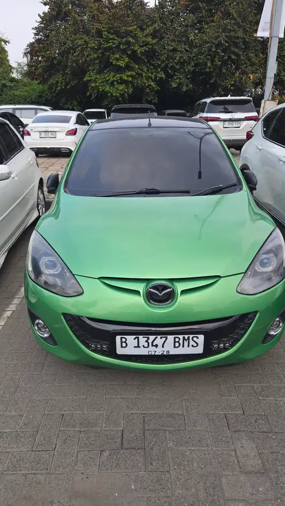 Mazda 2 2012 Bensin