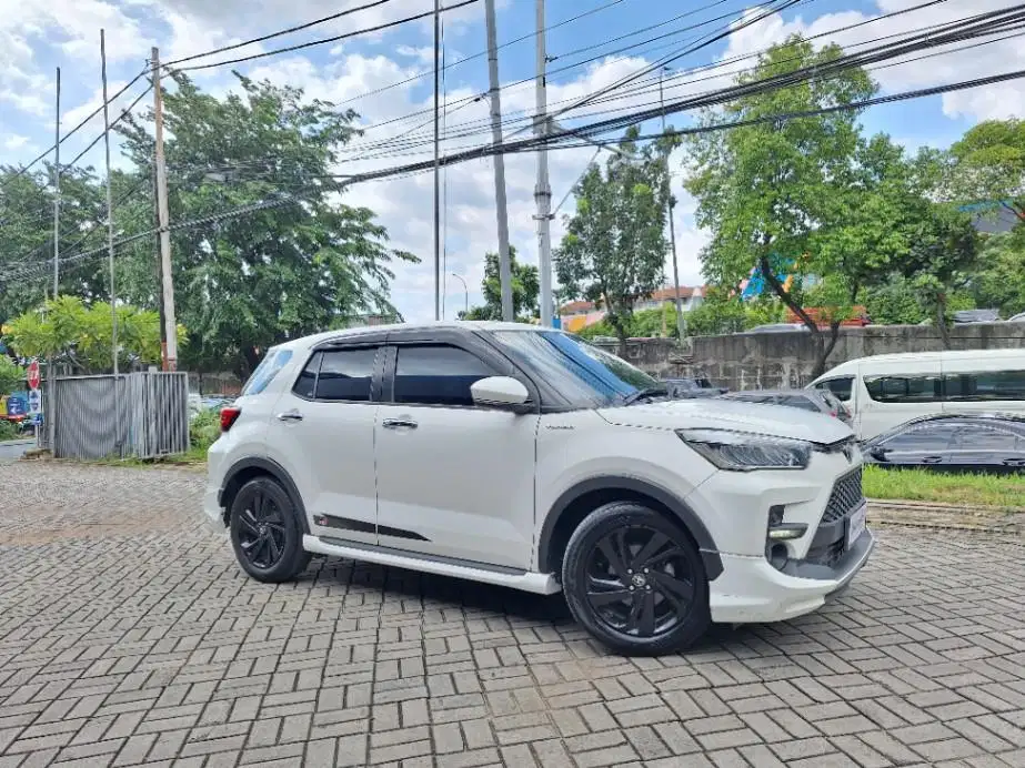 DP MURAH Toyota Raize 1.0 Turbo GR Sport One Tone-AT 2021  CFADF