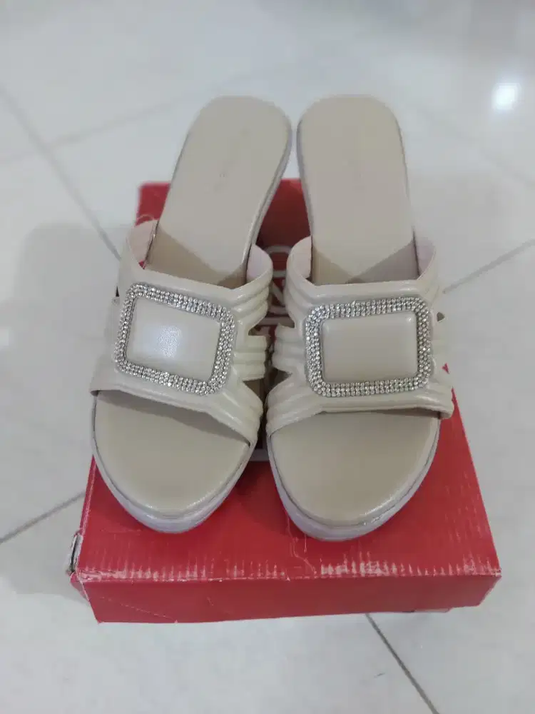 Sandal Wanita Fladeo