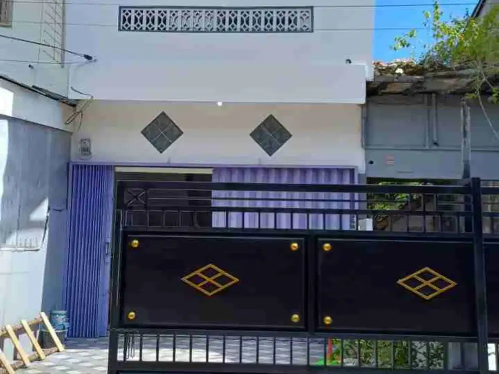dijual/sewa rumah siap huni semi furnished berlokasi strategis dekat supermarket dan rumah sakit di jl. sungai raya dalam