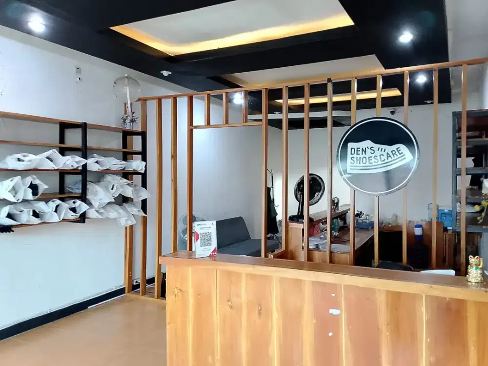 Oper kontrak plus peralatan usaha cuci sepatu