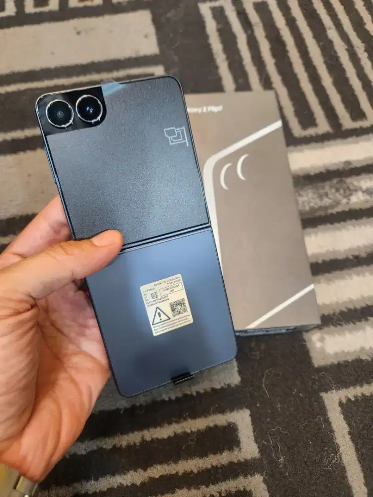 Samsung z flip 7 256gb New bnob garansi 1 tahun