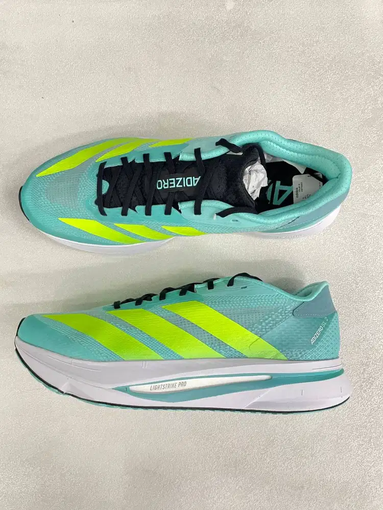 SEPATU RUNNING ADIDAS