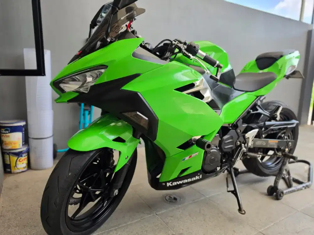 Dijual Kawasaki Ninja 250 FI 2018 FULL MODIF