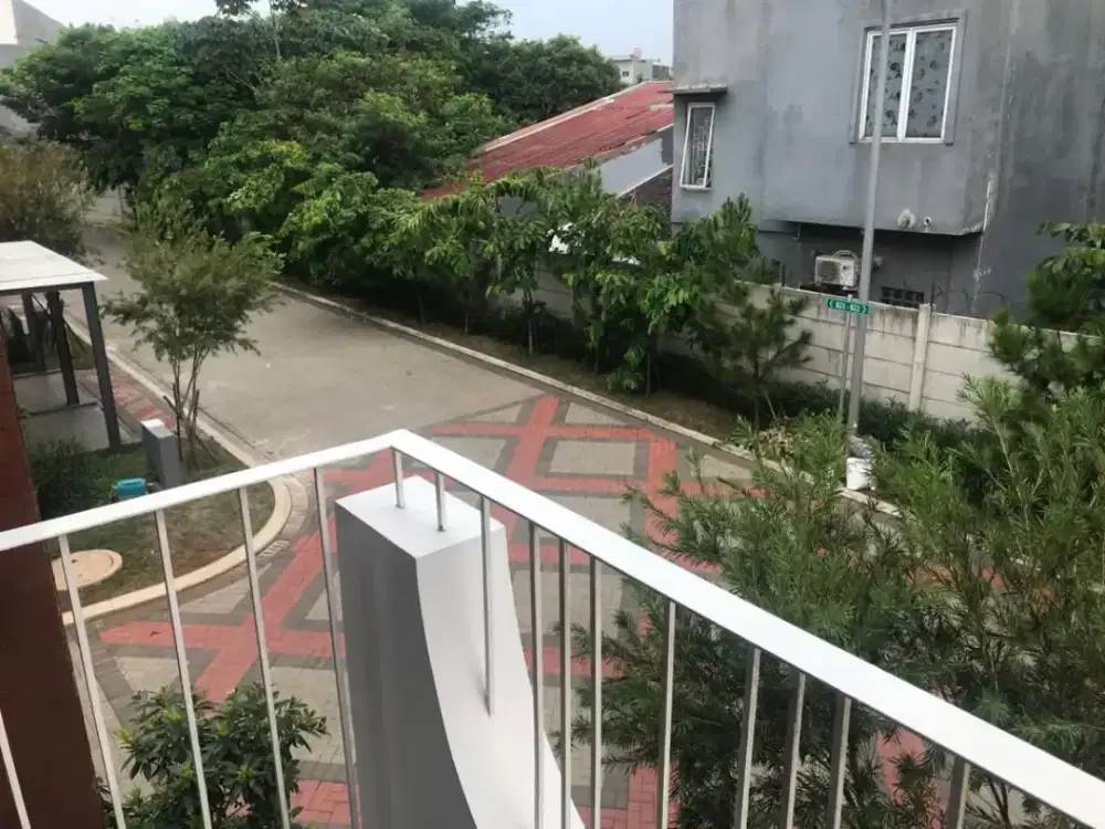 Rumah full furnish dijual cepat di Freja Suites BSD | Pemilik langsung