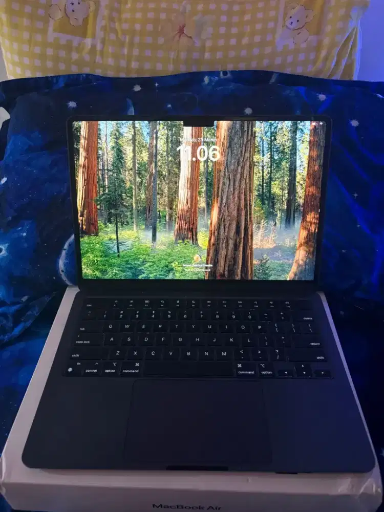 MACBOOK AIR M2 8/256