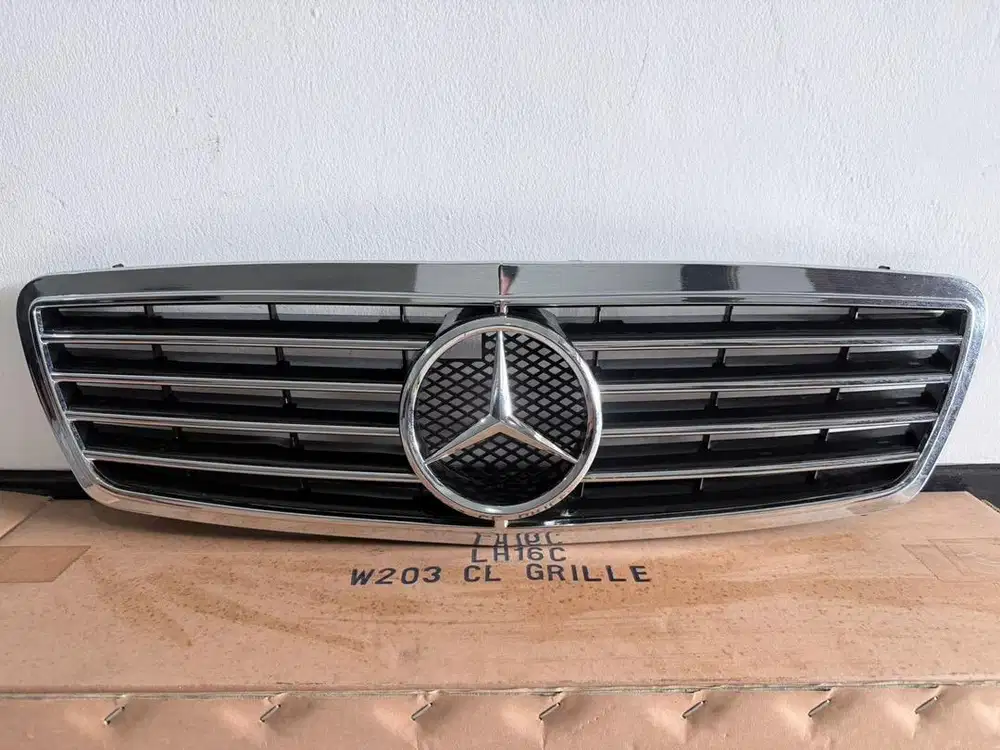 Front Grill Mercedes Benz W203