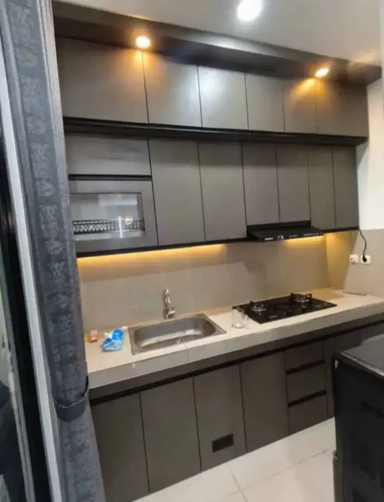 Tukang panggilan interior