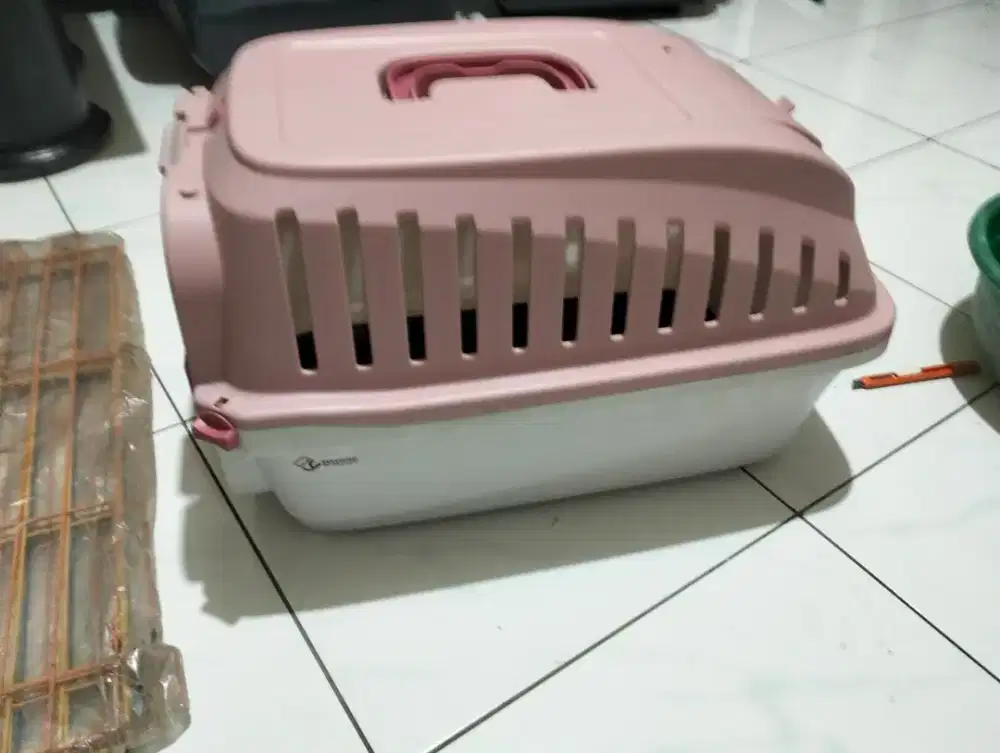 pet cargo merek dayang