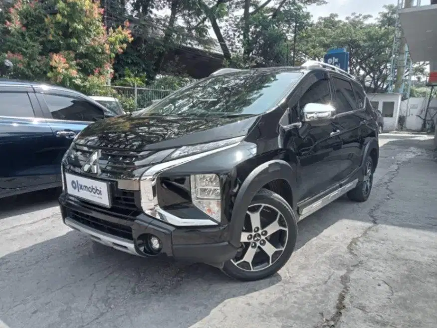 DP MURAH Mitsubishi Xpander 1.5 Cross Bensin-AT 2020 Hitam CKZBB
