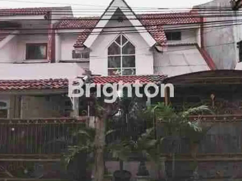 Dijual rumah 2 lantai siap huni rapi di jalan utama di Griya Kencana 2, Ciledug Tangerang