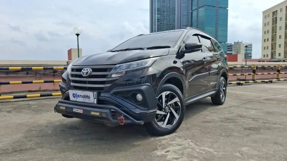 DP Murah Toyota Rush  1.5 S Bensin-AT 2020 Hitam