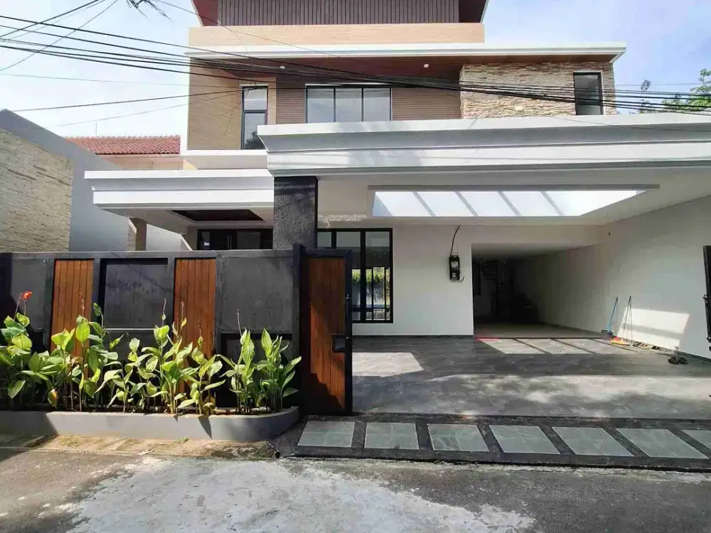 TURUN HARGA MODERN MINIMALIS HOUSE DI HAJI NAWI KEBAYORAN BARU
