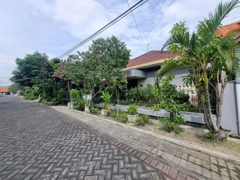 Dijual Murah Rumah di Manyar Surabaya