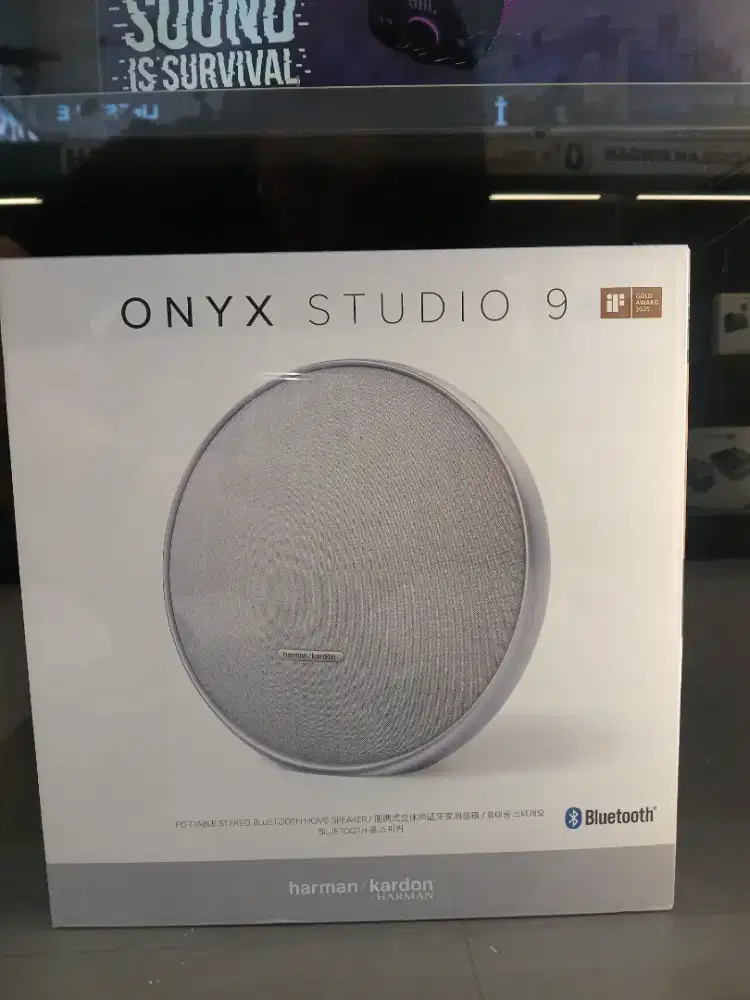 Harman Kardon Onyx Studio 9