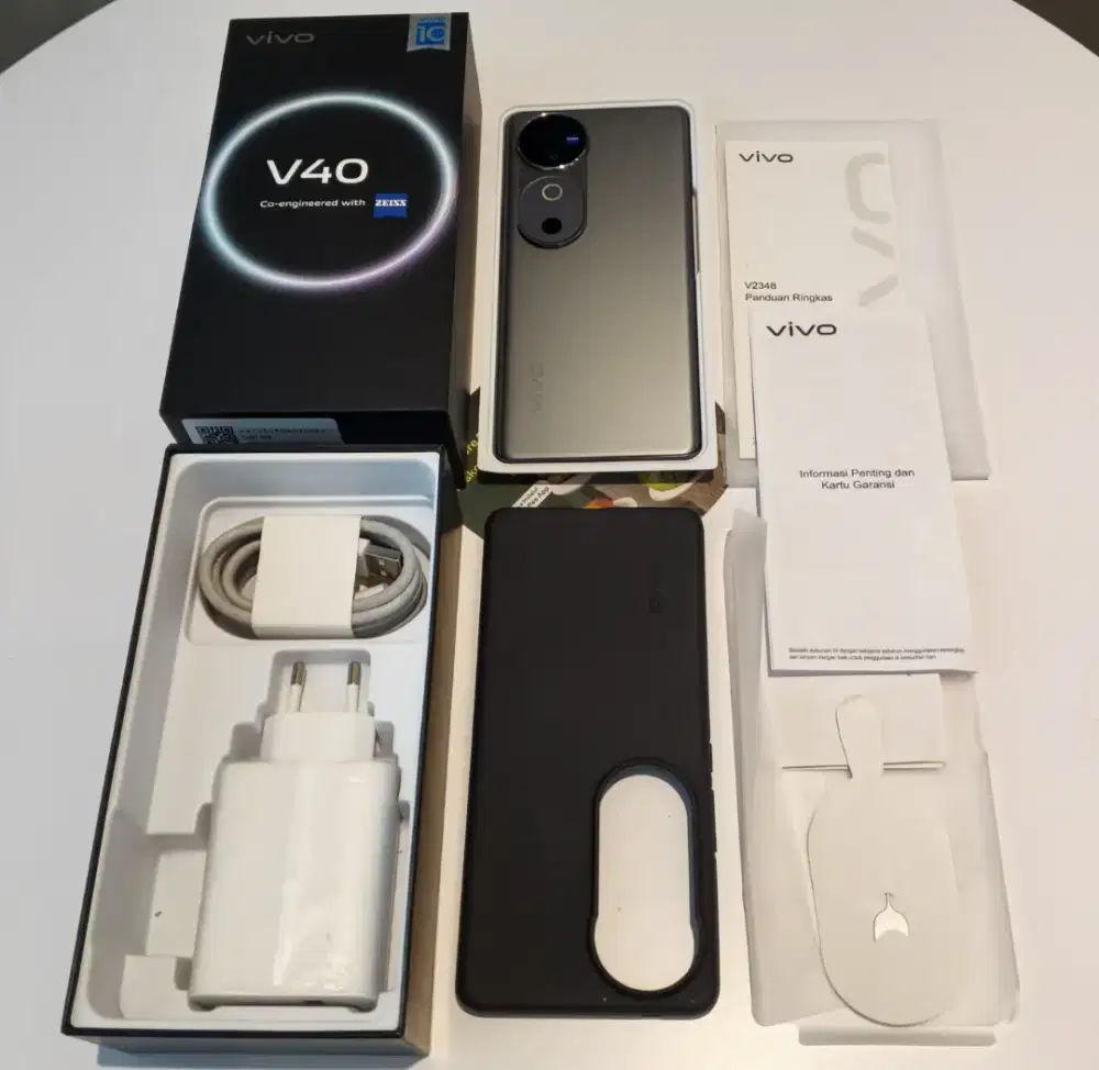 VIVO V40 5G 12GB+256GB Silver LIKE NEW Fullset ORI Siap Pakai