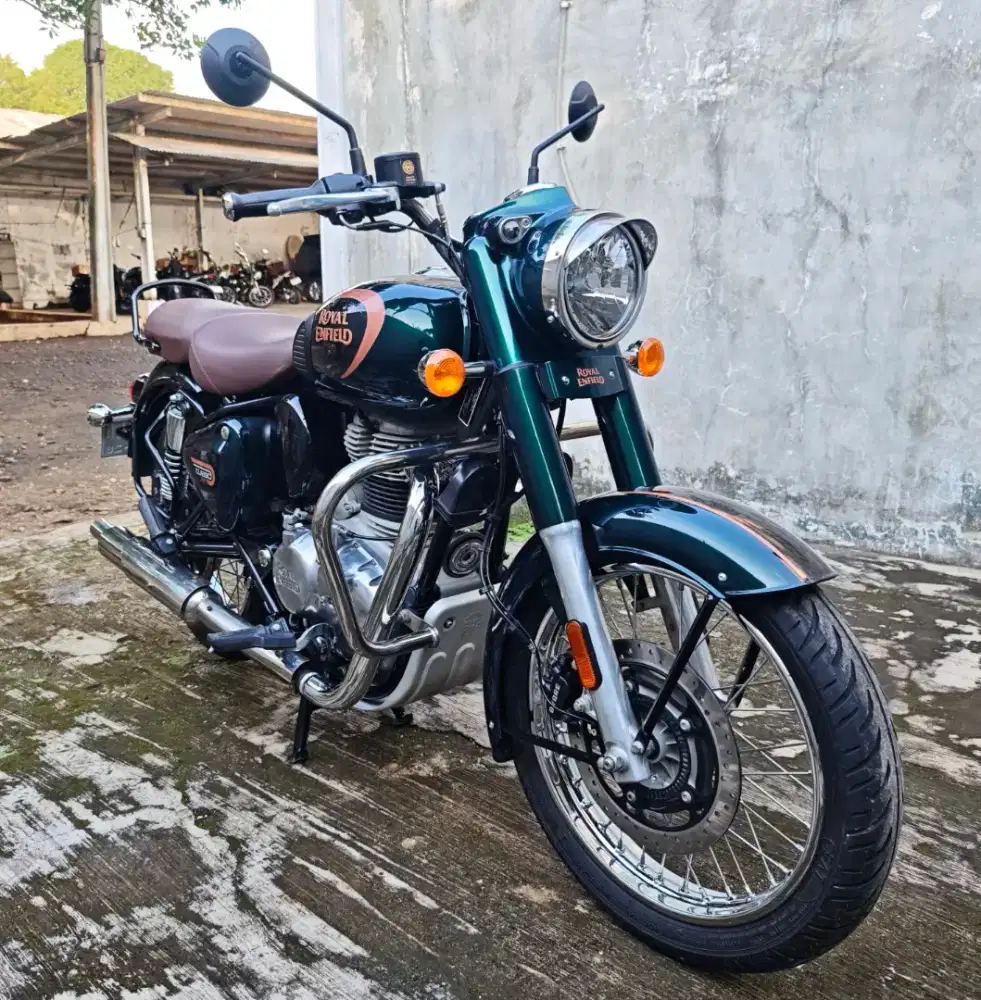 Bs Kredit/TT Royal Enfield 350 Classic Meteor Halycon Green Hunter mdf