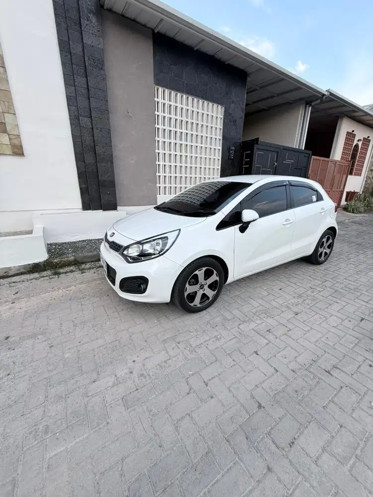 Kia Rio 2014 Bensin