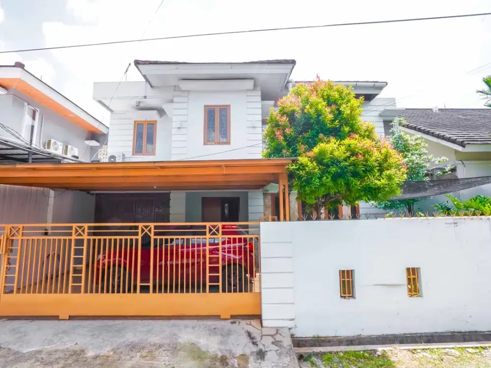 Rumah Tanah Luas 8 Menit ke Pintu Tol Cilandak Utama Bisa KPR J-41852