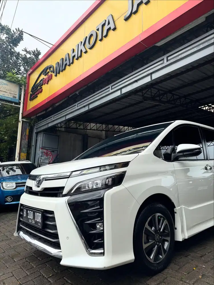 TOYOTA NEW VOXY 2.0 AT 2021(KM30RB)ANTIK/RECORD/NOPR/PJK1-27/PUTIH!!!!
