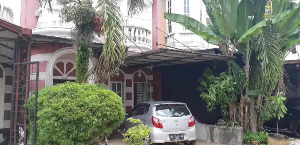 Di jual Rumah 2 lantai
