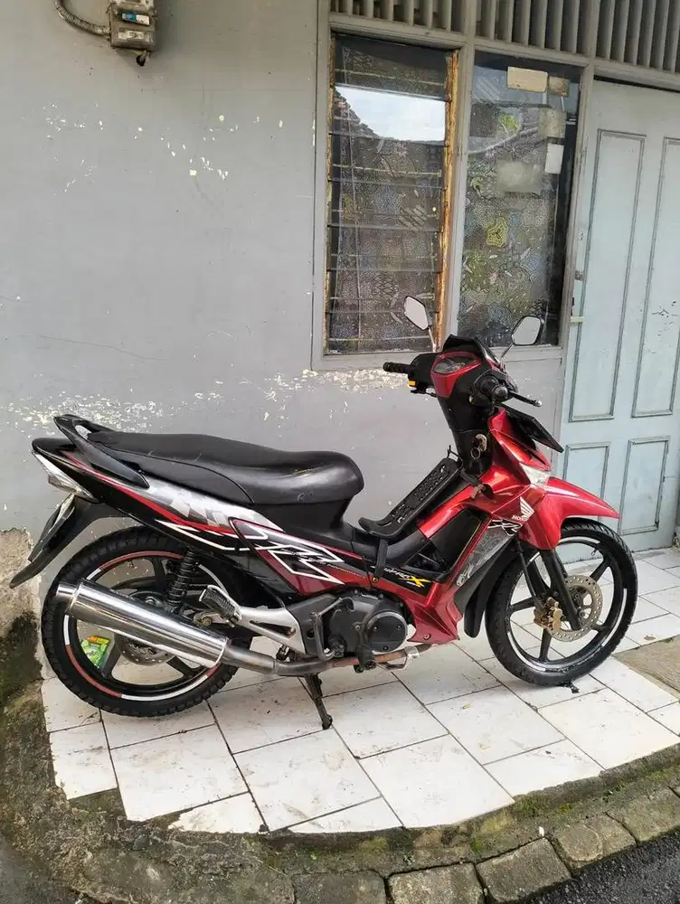 Motor supra x 125 th 2008