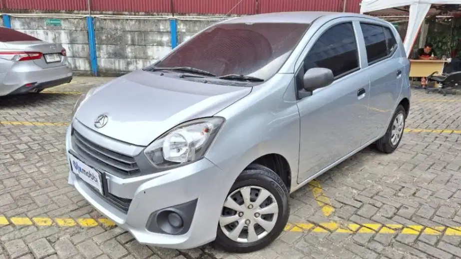 TERMURAH Daihatsu Ayla 1.0 D Bensin-MT 2022 RKD B