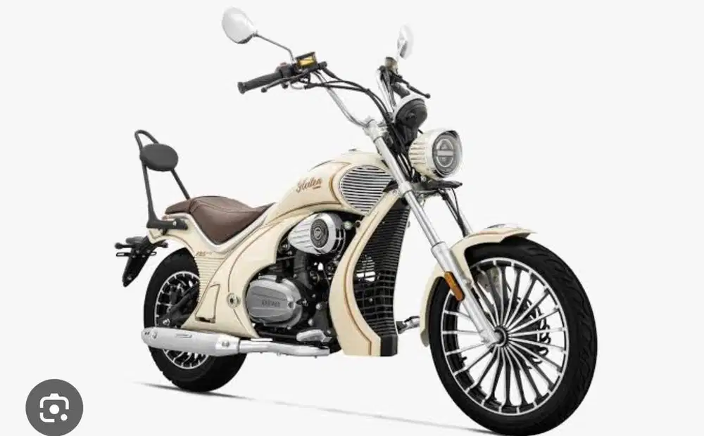 Dijual motor gleiten 150 cc wwrna cream 3rb km