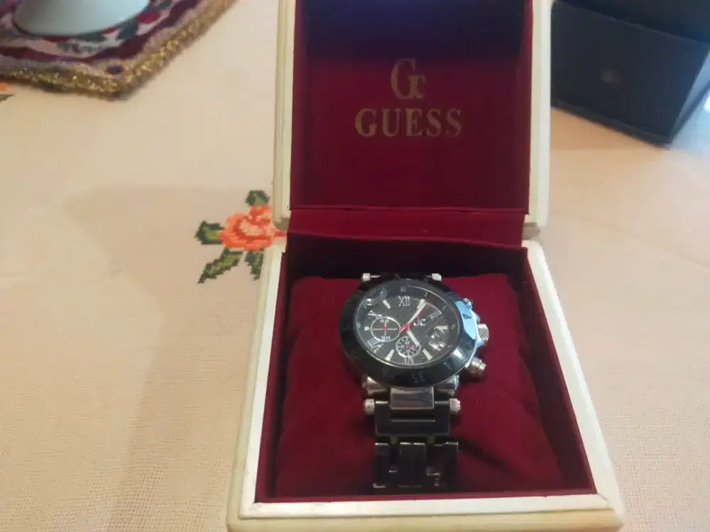 Jam Tangan Pria GC Guess