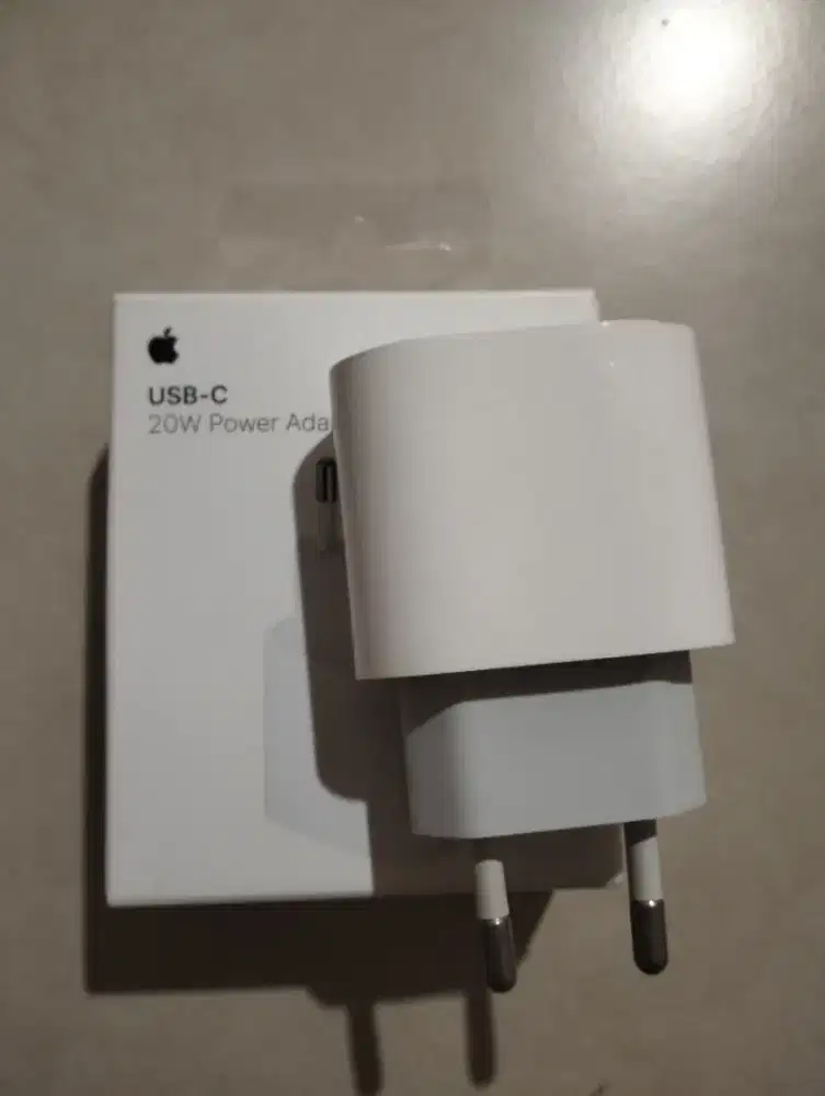 Kepala Charger iPhone Type C 20 Watt (Original)