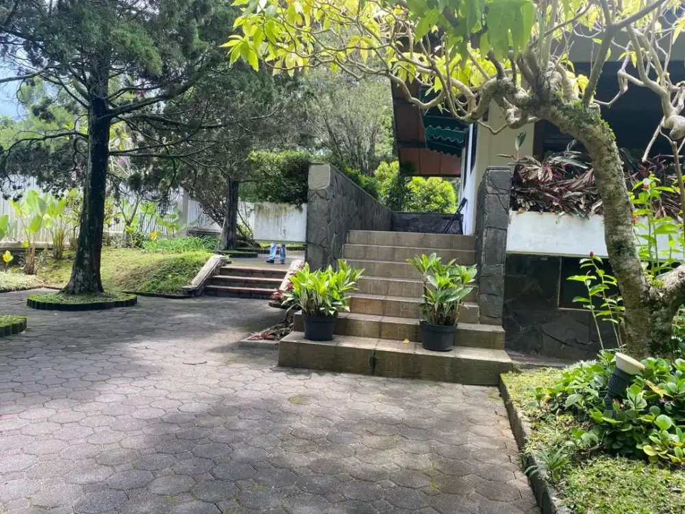 Disewakan Villa Daerah Ciburial Cimenyan Bandung