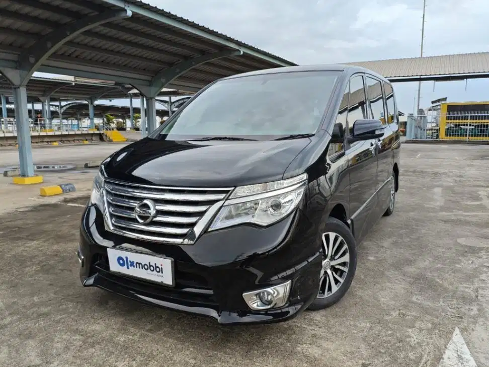 Nissan Serena 2.0 Highway Star Bensin-AT 2017 Hitam