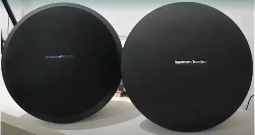 Harman Kardon Onyx Studio 4 Sama 1