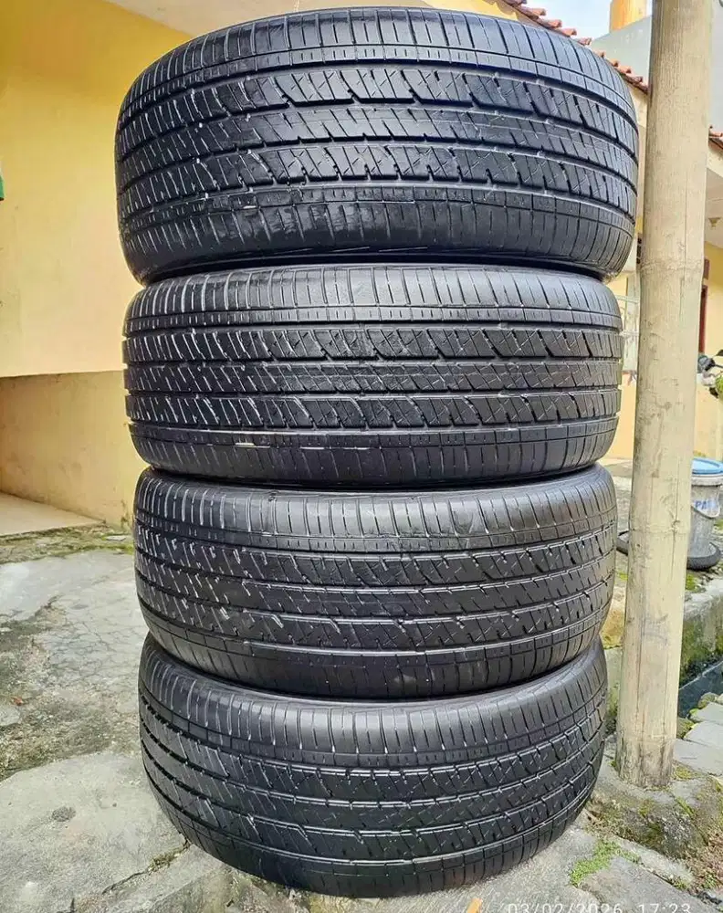 Ban mobil bridgstone