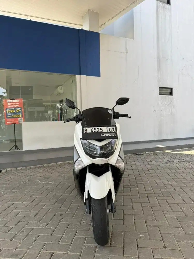 Yamaha Nmax 155cc warna putih