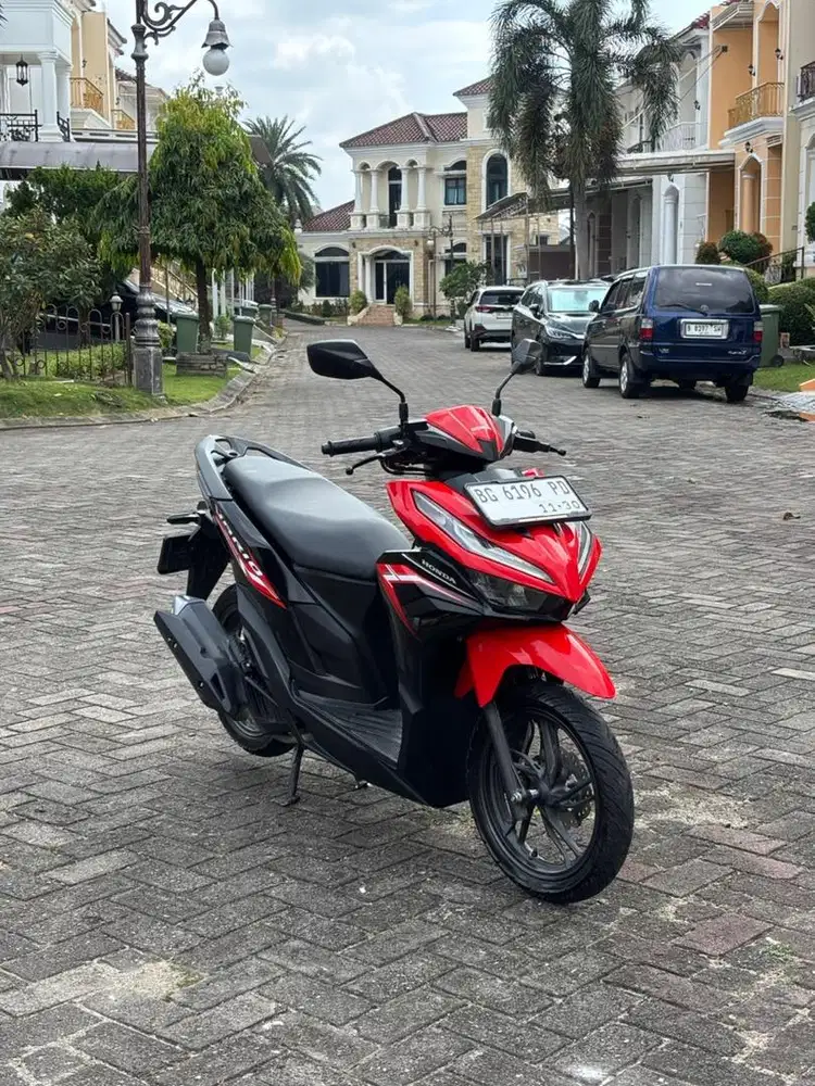 HONDA VARIO 125 CC CBS 2025 AKHIR RASA BARU KILOMETER 7000 PERAK MERAH
