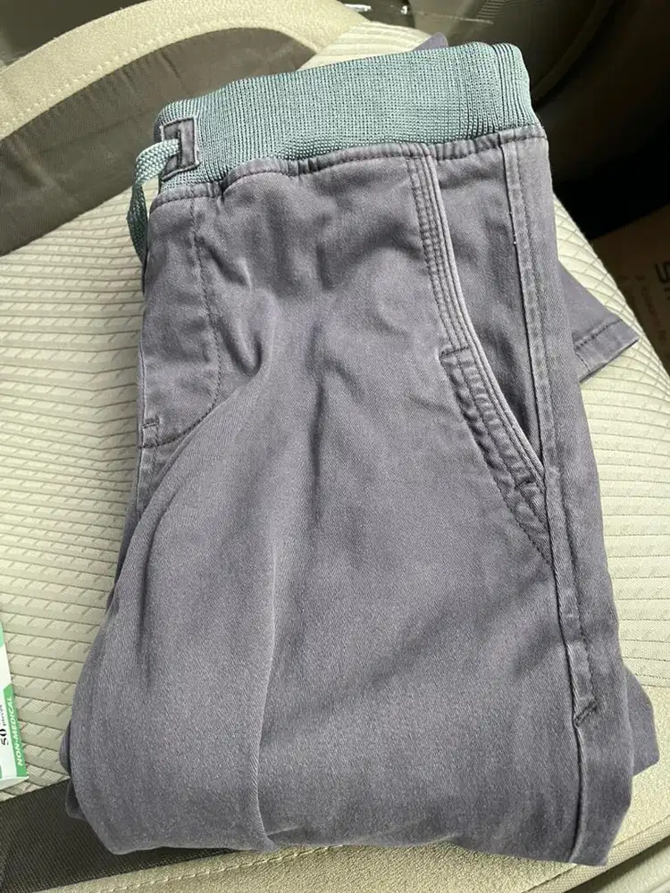 Celana Panjang Cowok